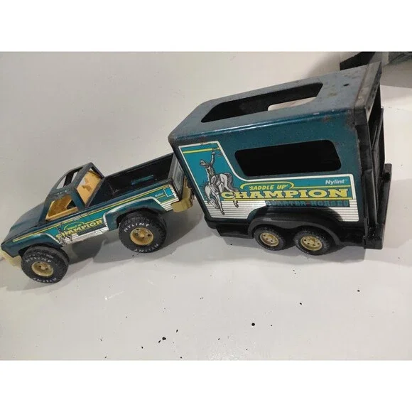 Nylint Pressed Steel Metal Plastic Quarter Horse Champion Pickup Truck & Trailer - Picture 2 of 9